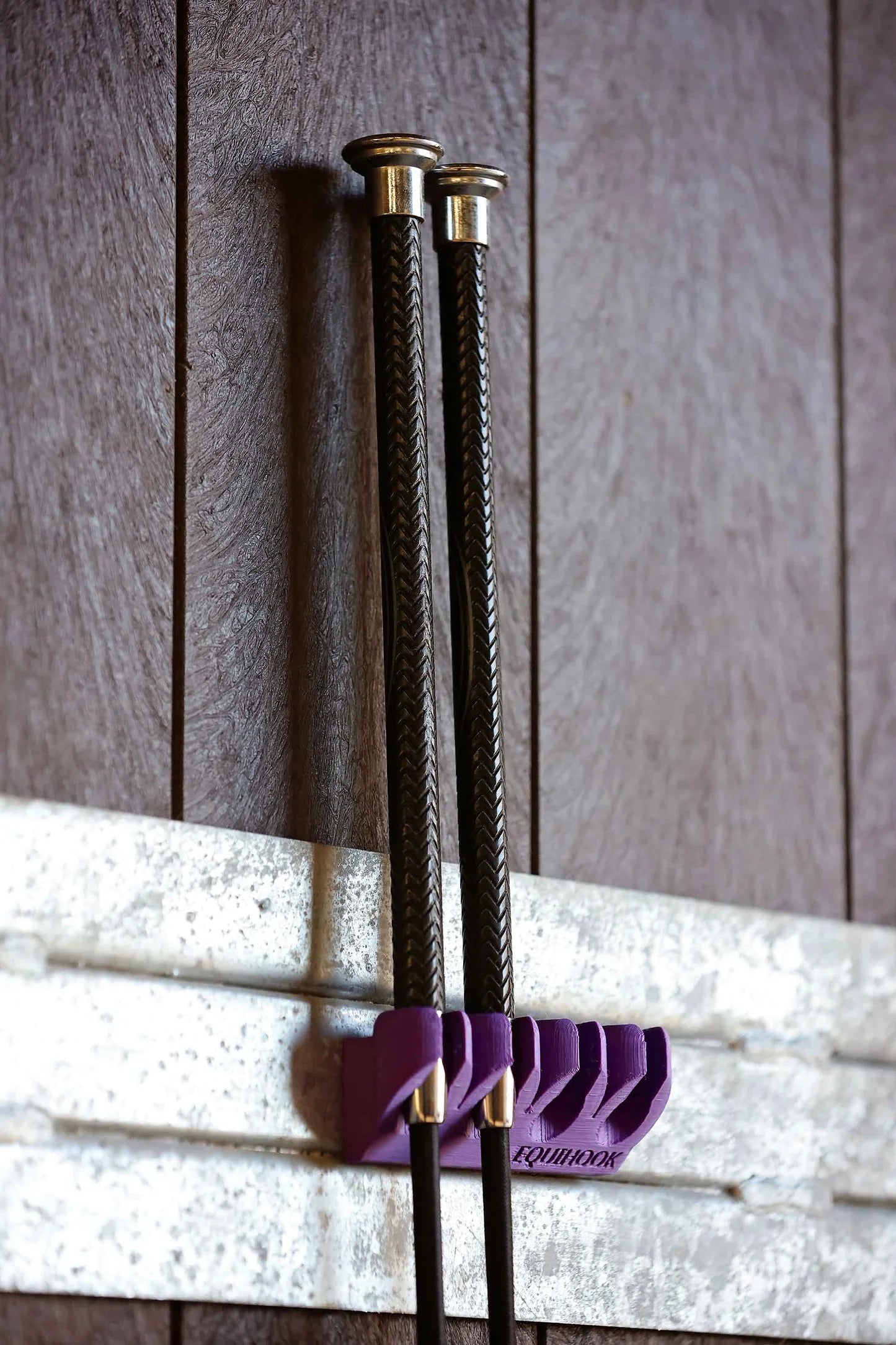 Equihook - Magnetic Whip Holder
