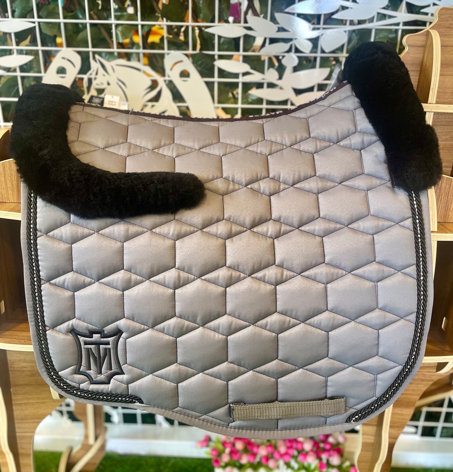 Mattes Eurofit Dressage SaddlePad - Grey Quilt Sheen - Top Sheepskin - Large
