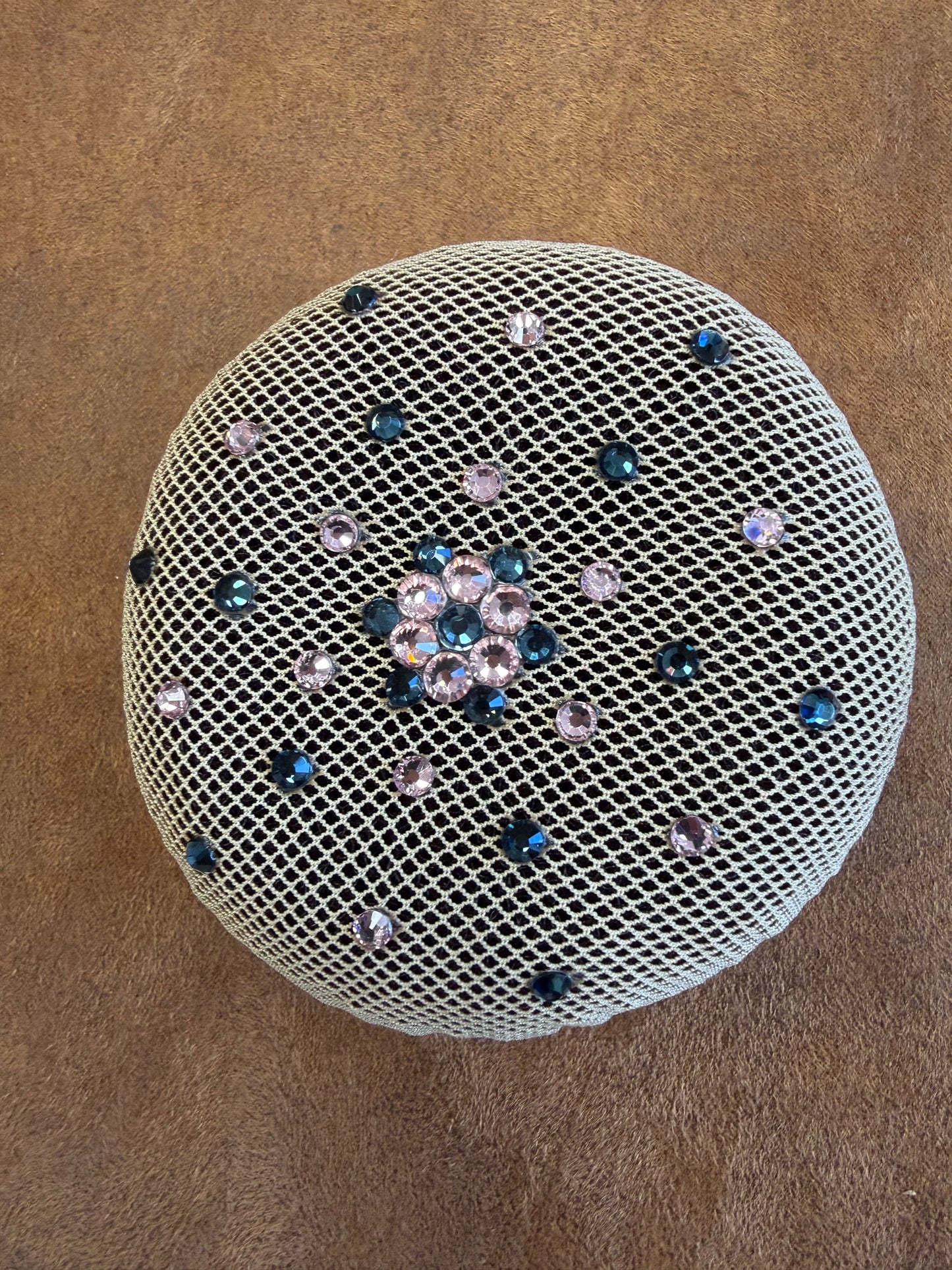 Plastronique Hair Bun Net Blonde Navy/Pink Crystal