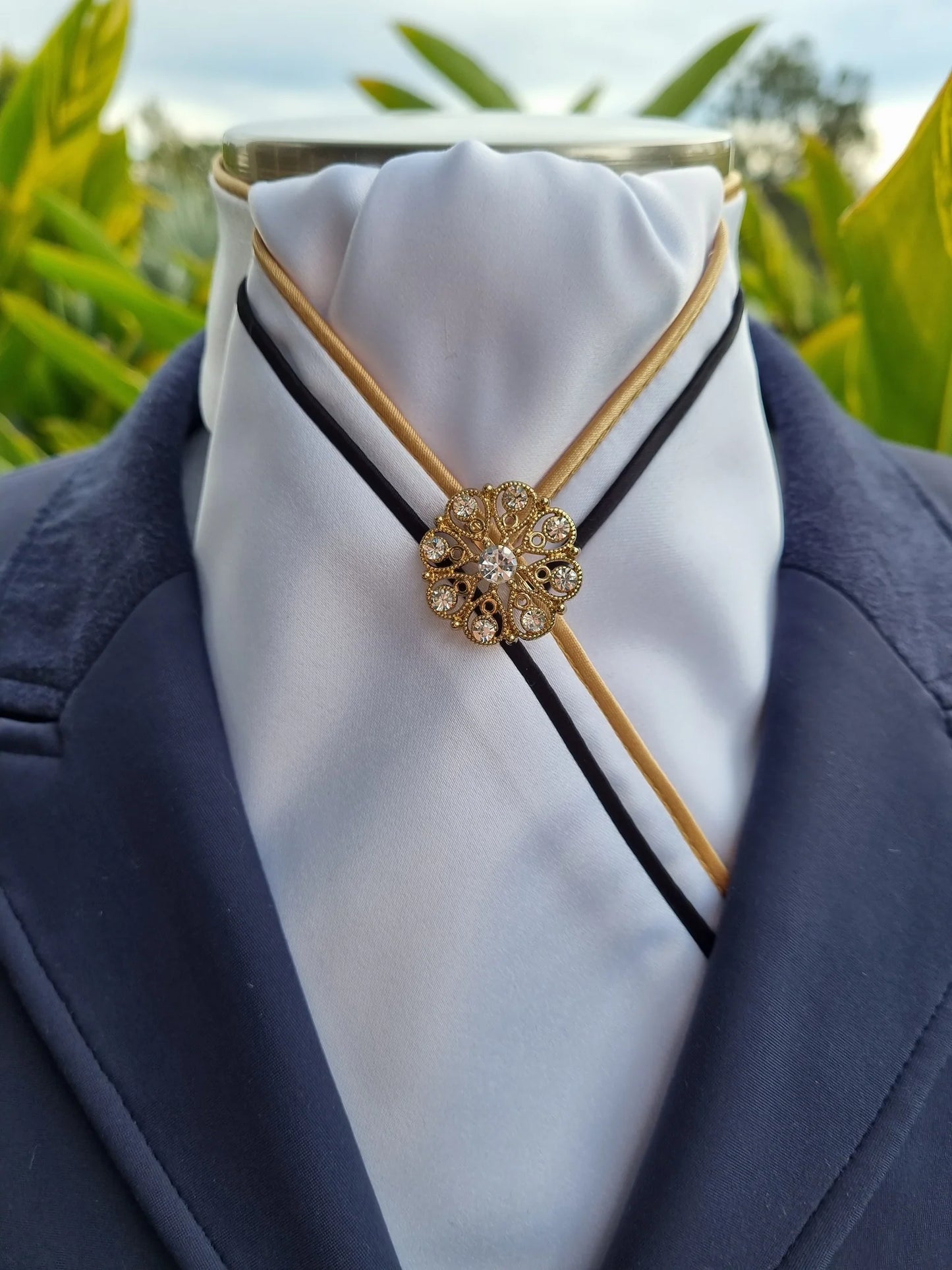 ERA Marlo Stock Tie - White with Navy and Gold Neck Piping