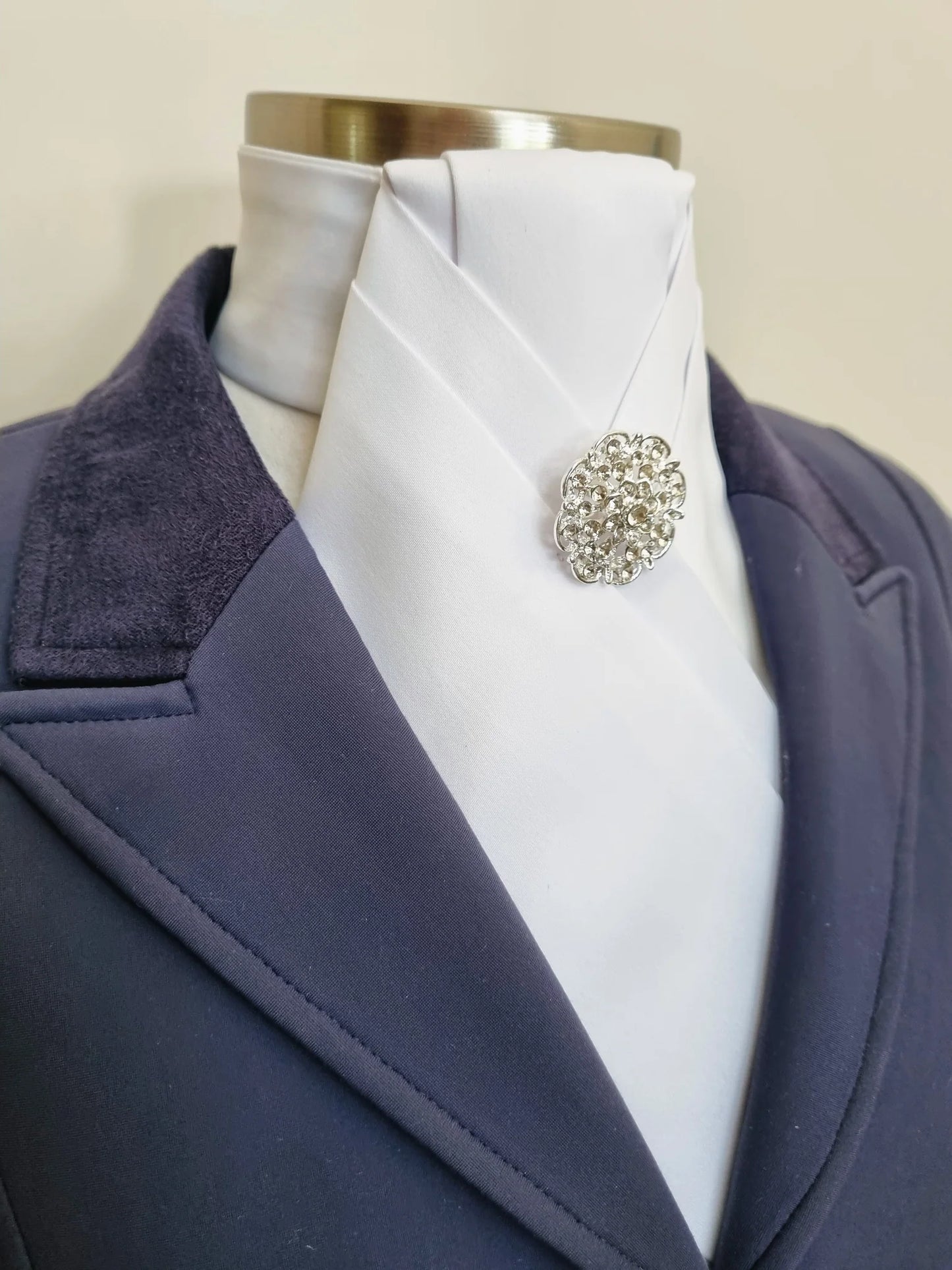 ERA Alex Stock Tie - White Satin with Pleated Centre & Brooch