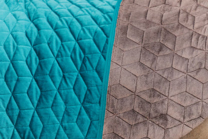 Kentucky Velvet Show Rug - Cube Quilt