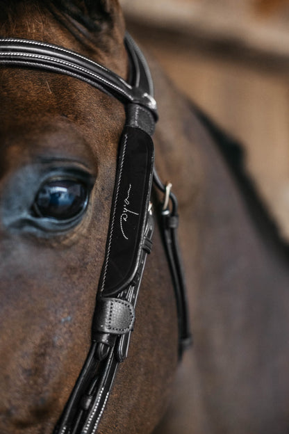 Dy'on Blinkers with Fancy Stitching