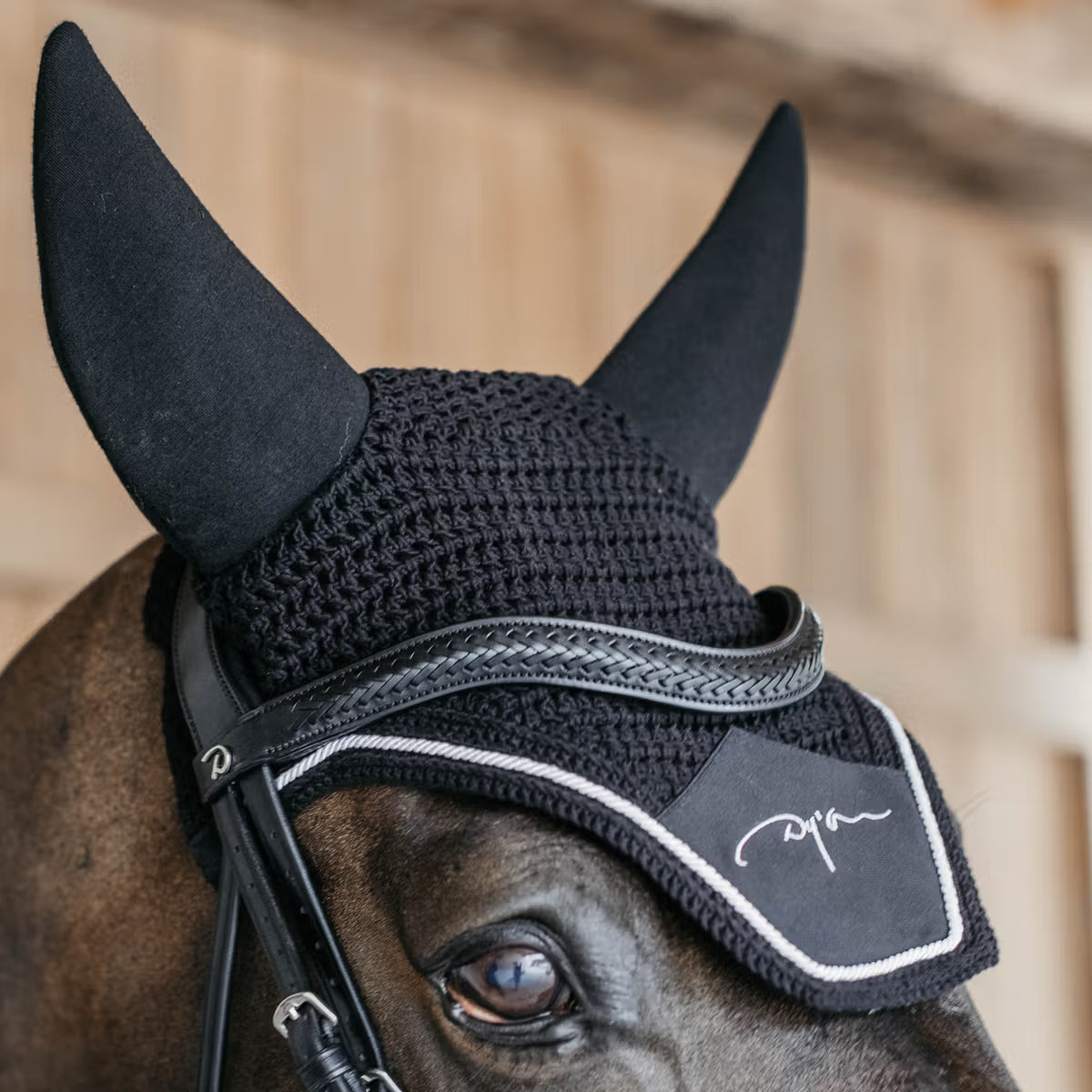 Dy'On Diamond Fly Veil - Soundless