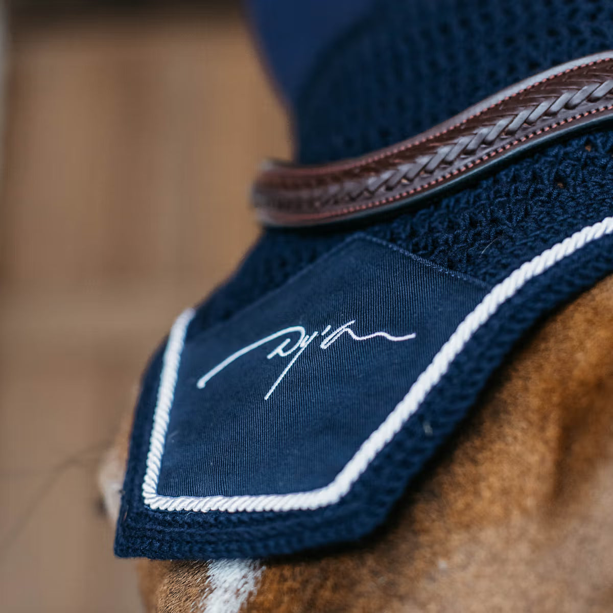 Dy'On Diamond Fly Veil - Soundless