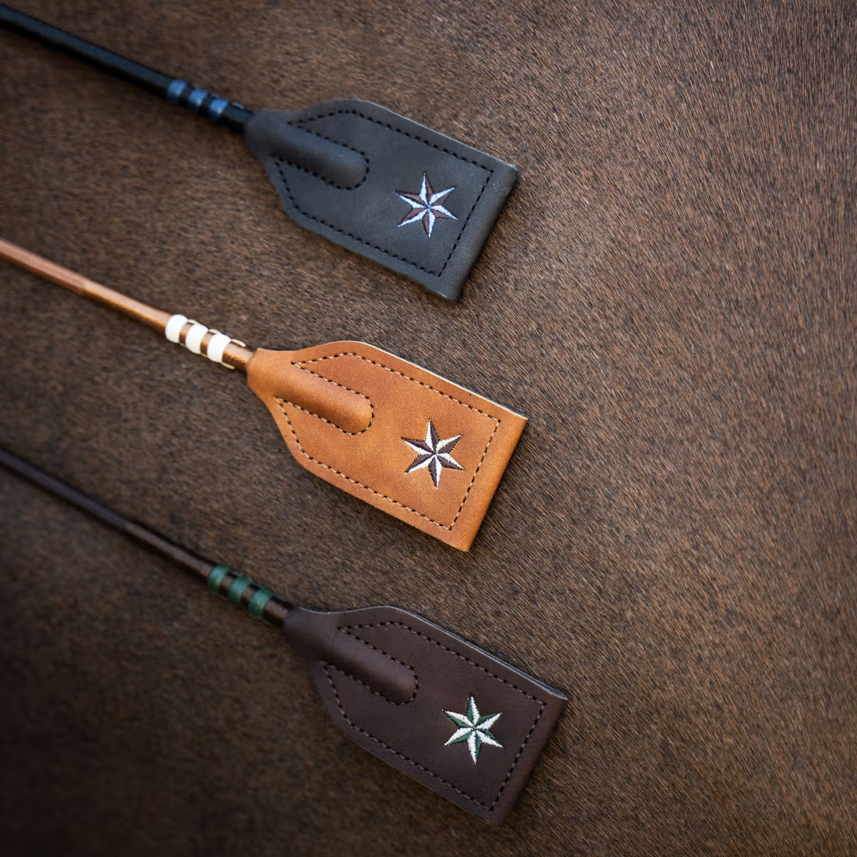 Velari - Jumping Whip Guidance Leather Grip - 65cm