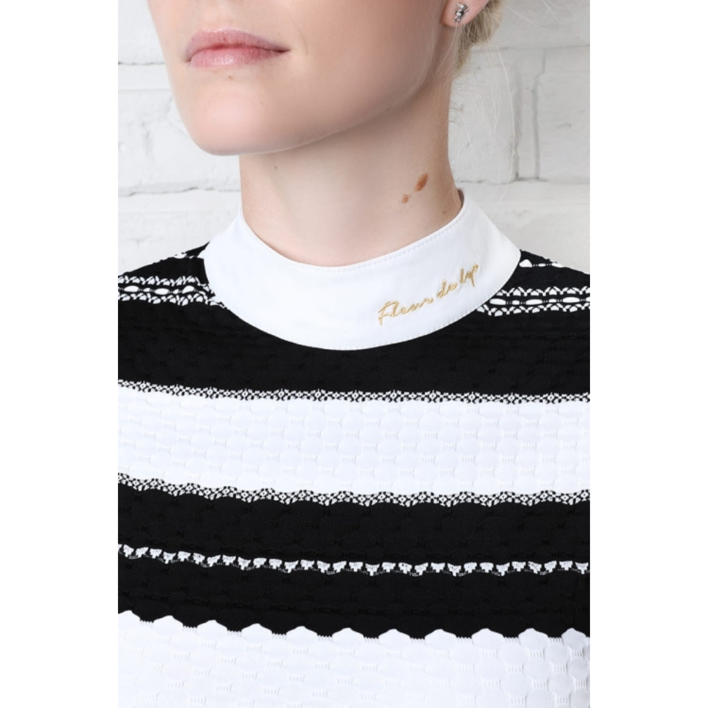 Fleur De Lys Chamomile Long Sleeve Shirt - Black