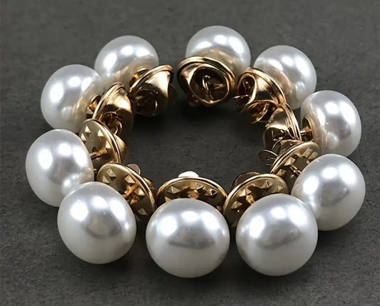 The Horse Den Individual Pearl Pin