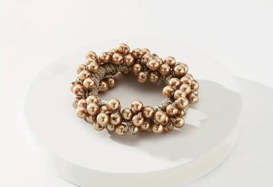 THD Imitation Pearl Scrunchie