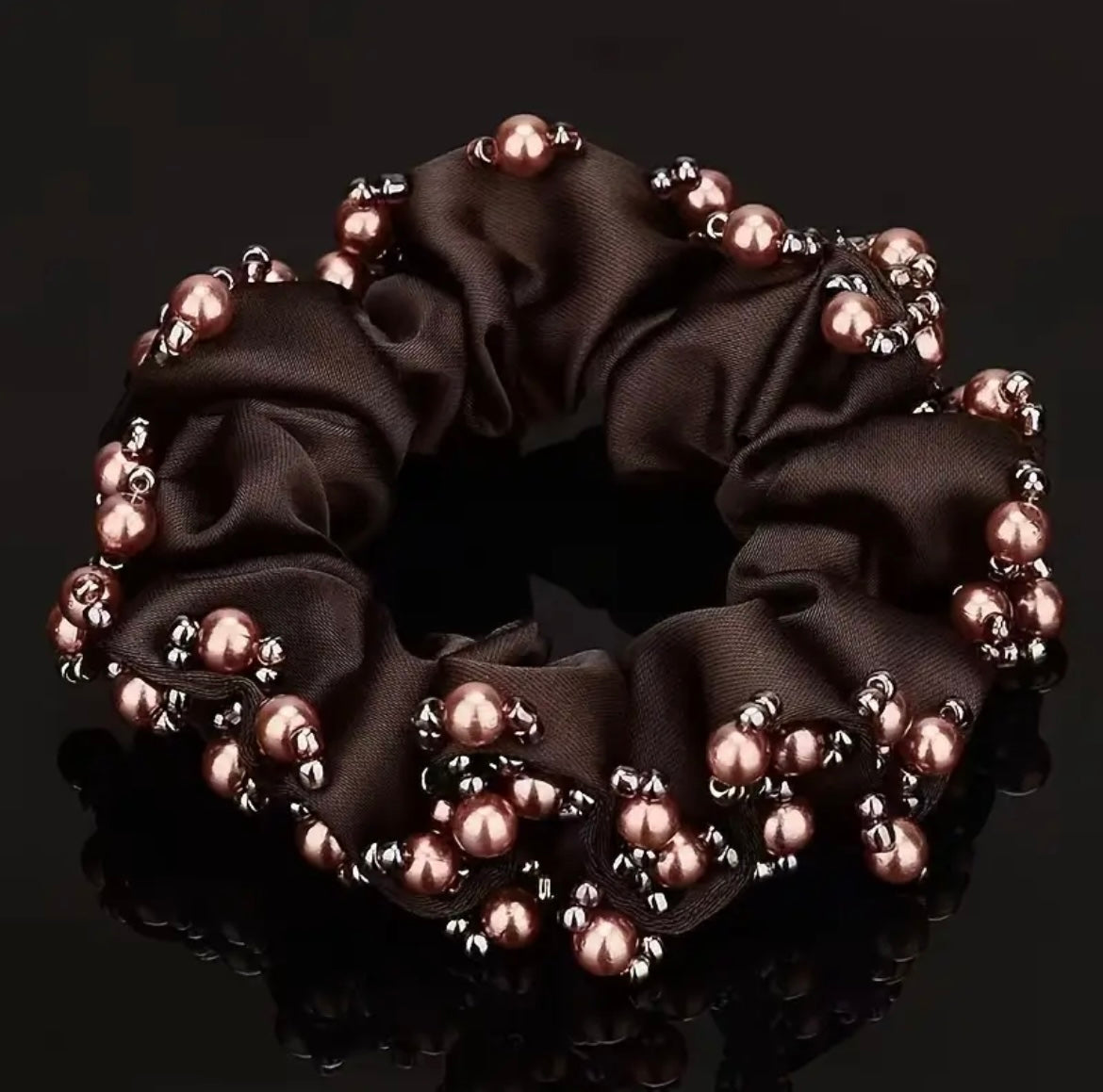 Imitation Pearl Scrunchie