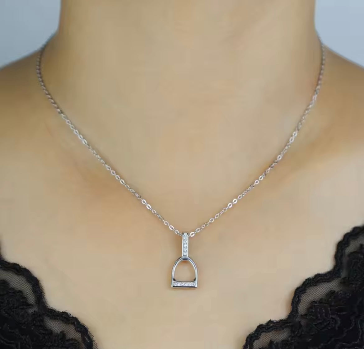 THD Mini English Stirrup Iron Necklace