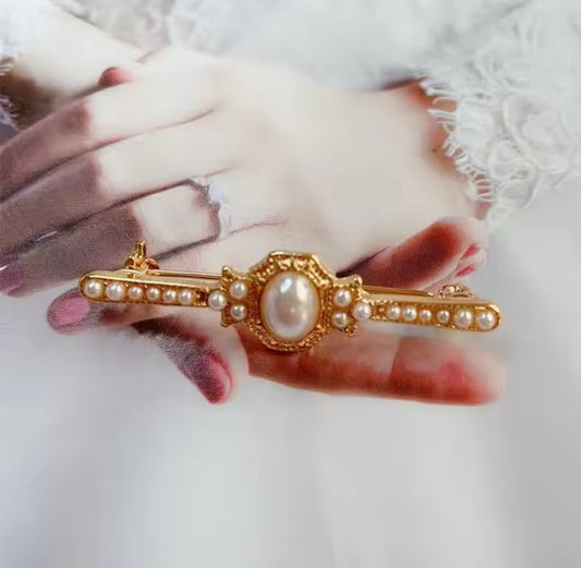 The Horse Den Pearl Stock Pin