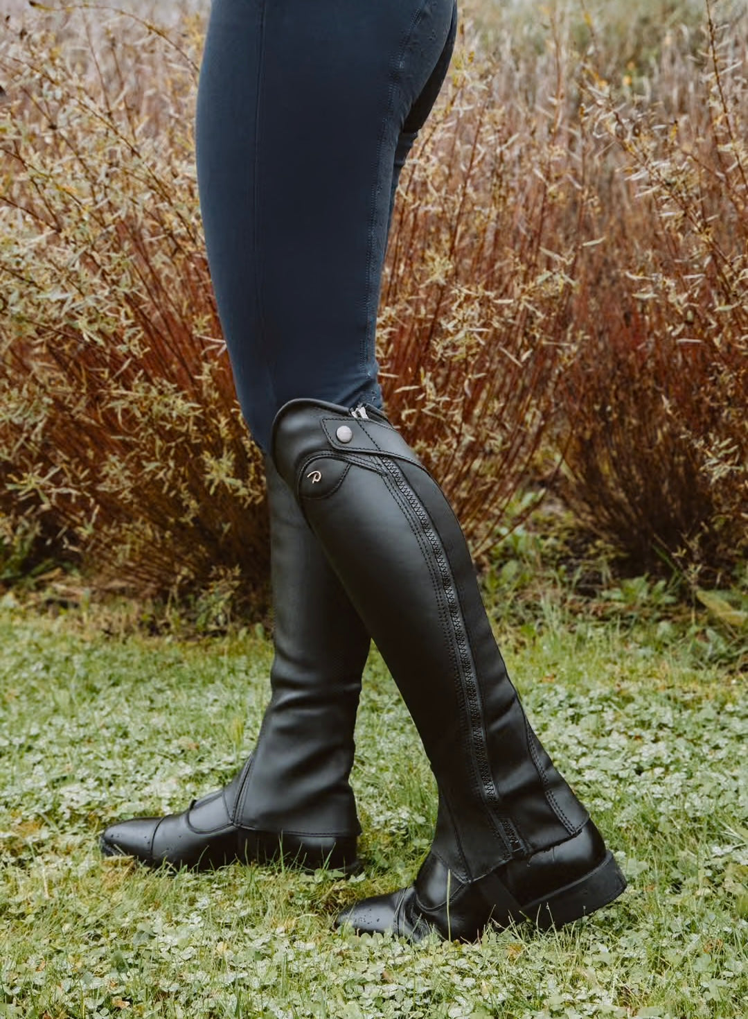 Dy’on Front Zipper Short Boots