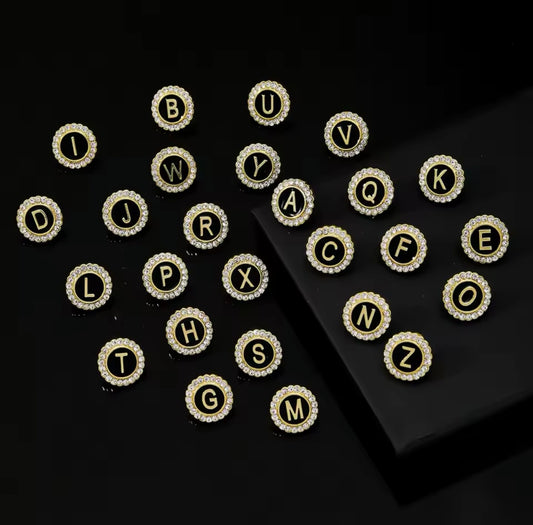 The Horse Den Diamante Letter Pin - Black & Gold Round