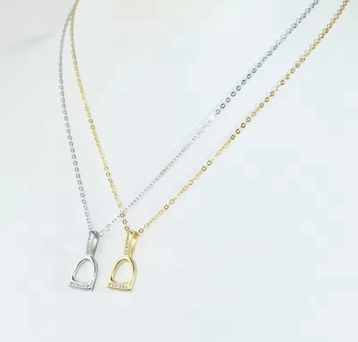 THD Mini English Stirrup Iron Necklace