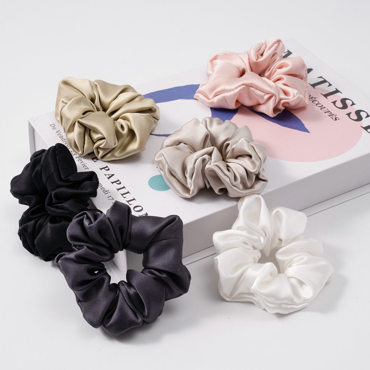JESSICA Plain Silk Scrunchie
