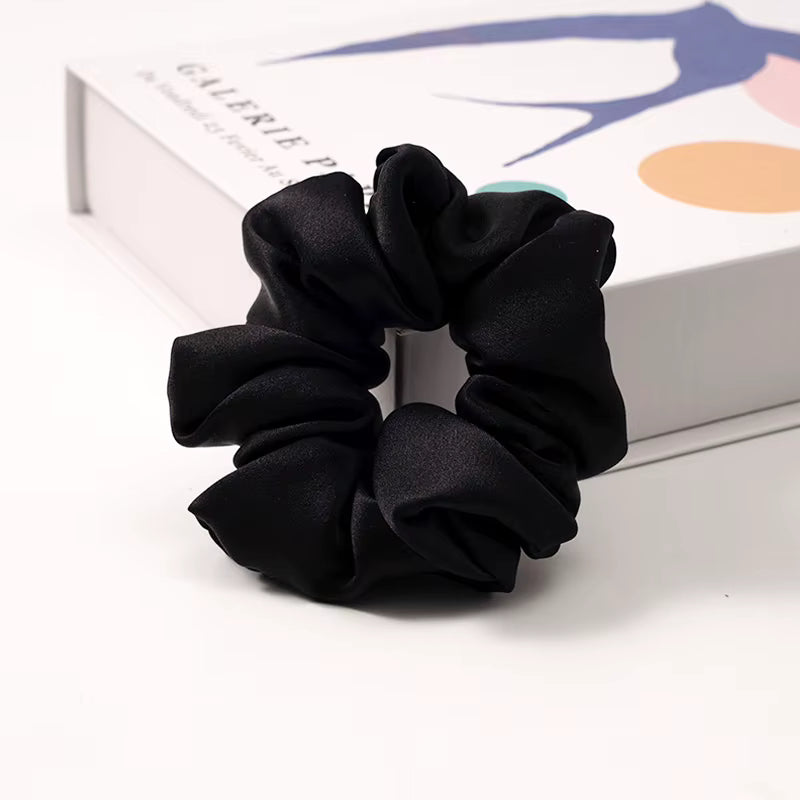 JESSICA Plain Silk Scrunchie