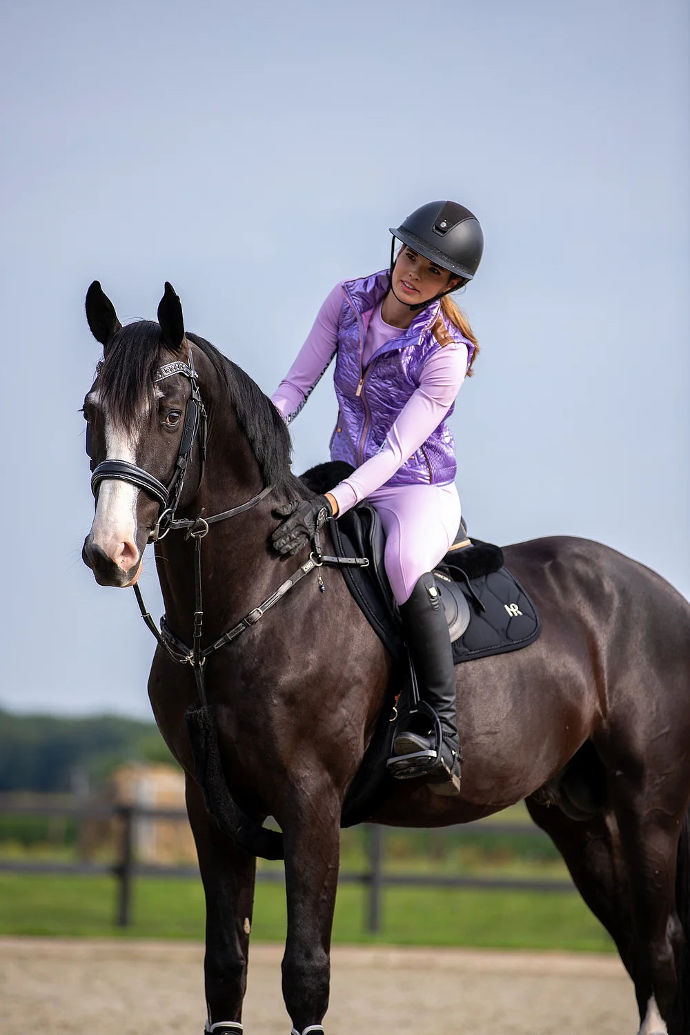Mrs Ros Close Contact Jump Saddle Pad Black - Jet Set Logo