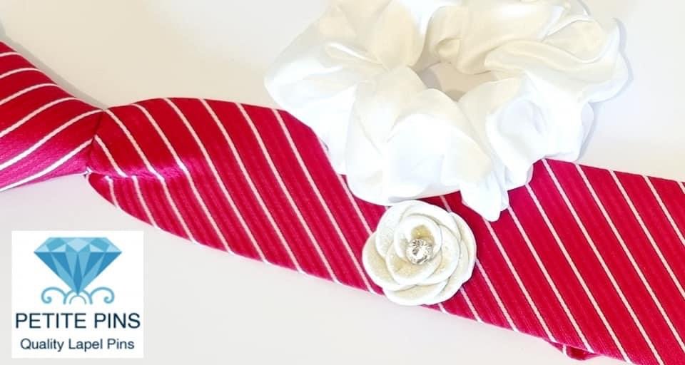 Petite Pins Classic Crystal Lapel