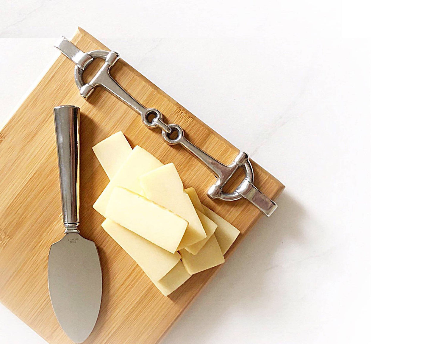 Arthur Court - Equestrian Bamboo Cheese Set